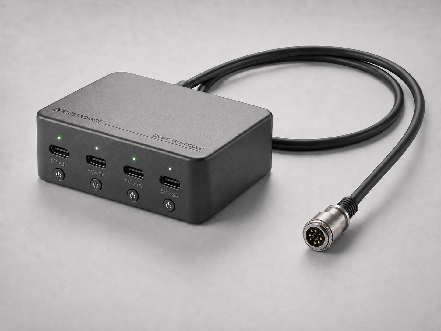 USB-C 5 V expansion module with four ports, per-port buttons and a magnetic connector cable